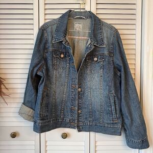 Old Navy brand Aged Classic Blue Denim Jacket - L